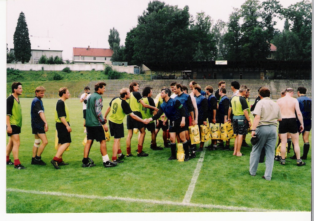 1994-turnaj-prostar-hospod-pred-finalem